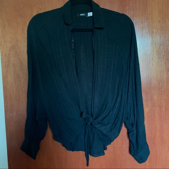 BDG - Courtney Tie Front Open Blouse - Picture 4 of 7